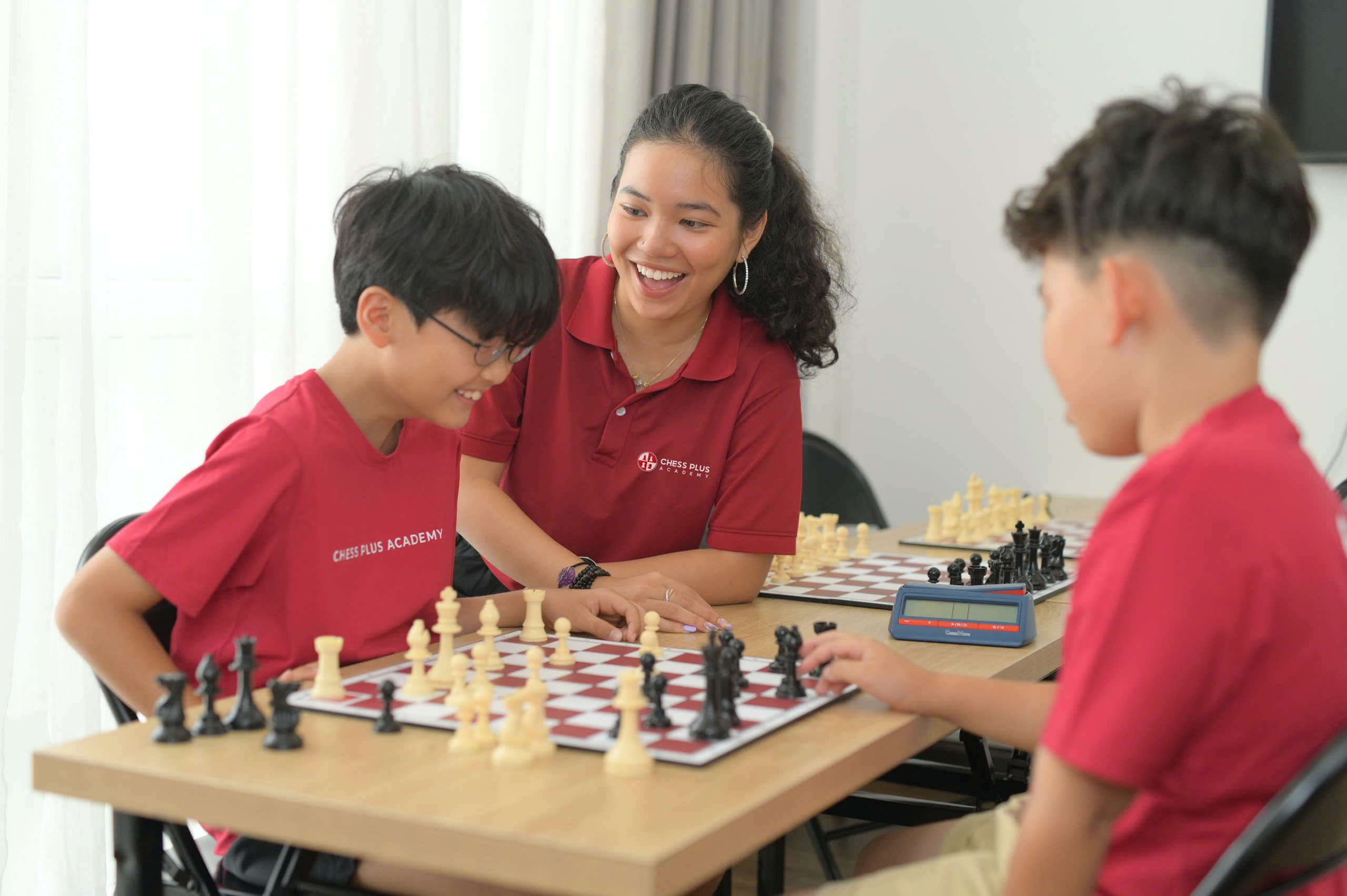 Expert guidance for the whole crew